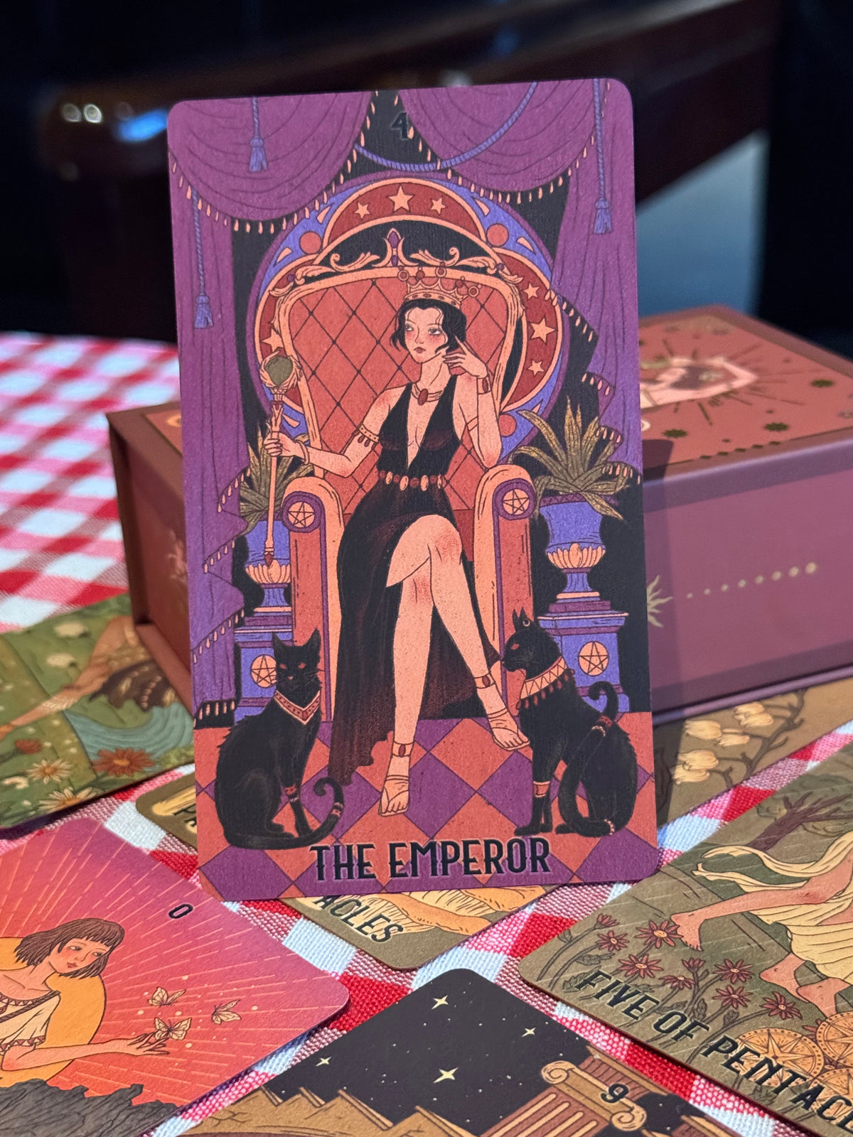 She's Wilderness Tarot Red Deluxe ——A Tribute to the Divine Feminine——All-Women Tarot Deck